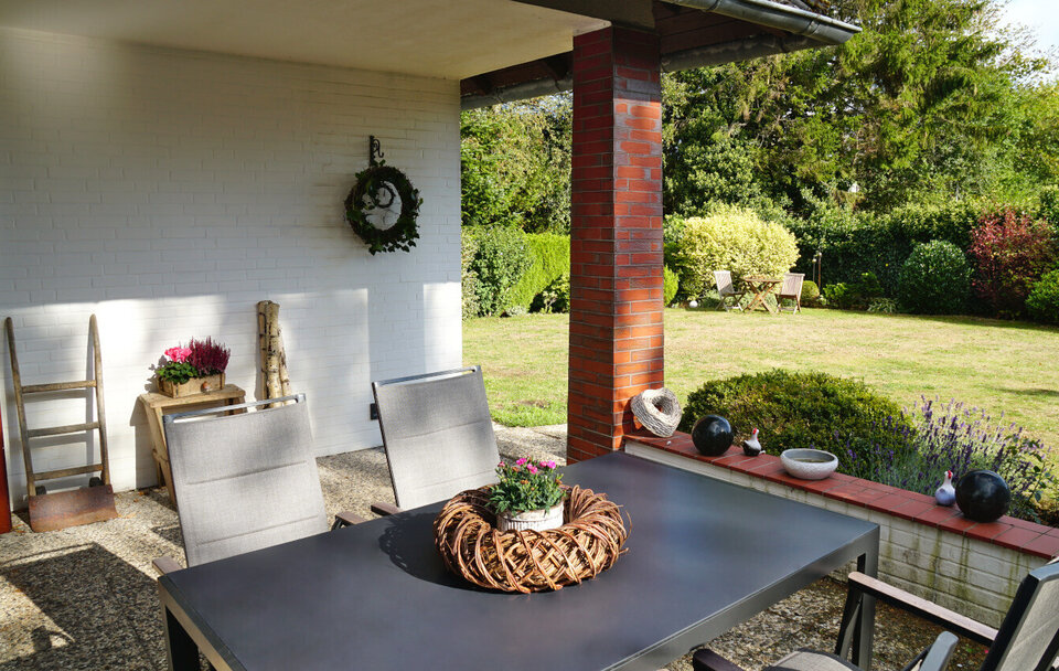 Einfamilienhaus zur Miete - Komfortables Wohnen mit Sauna, Kamin und Garten in Süderbrarup